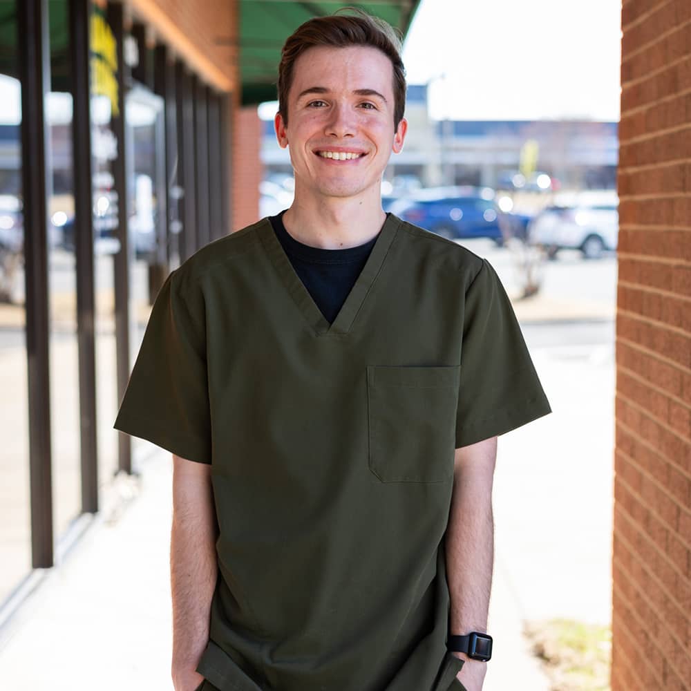 Alana, Hospital Assistant
